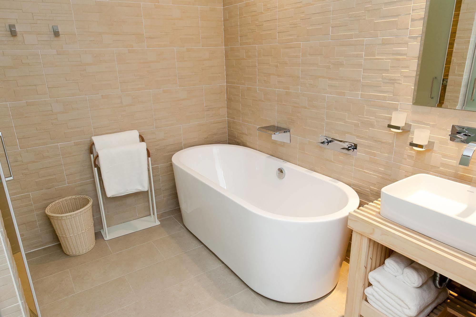 後面有灣hooope Inn Xa Thành Ngoại thất bức ảnh